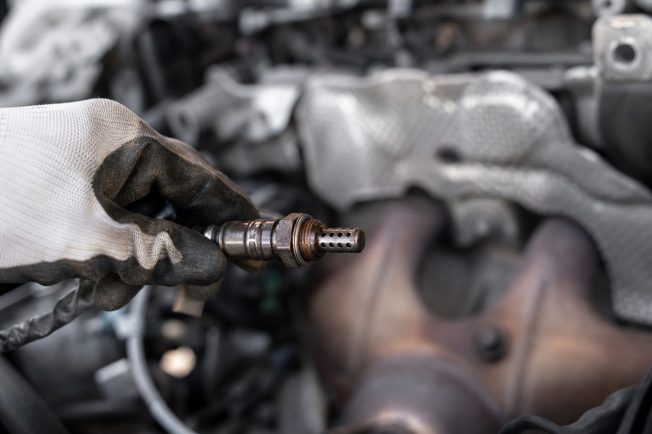 Fonctionnement d’une sonde lambda sur moteur essence : explication simple